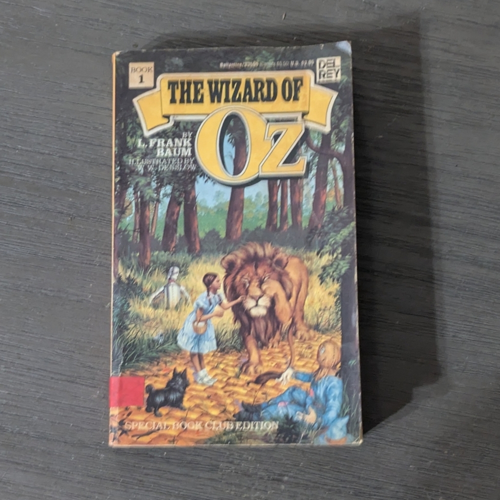 Vintage Book The Wizard of OZ - L. Frank Baum - (1979) Paperback Special Edition